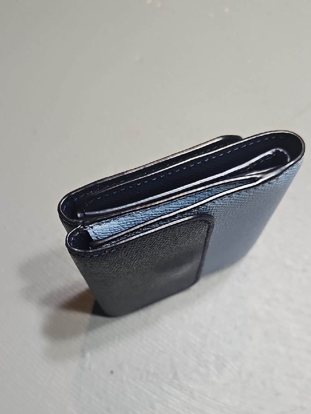 Coach Essential Mini Trifold Wallet In Colorblock Blue - Picture 4 of 11
